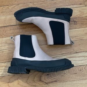 Camper Pix boot, preowned size 37